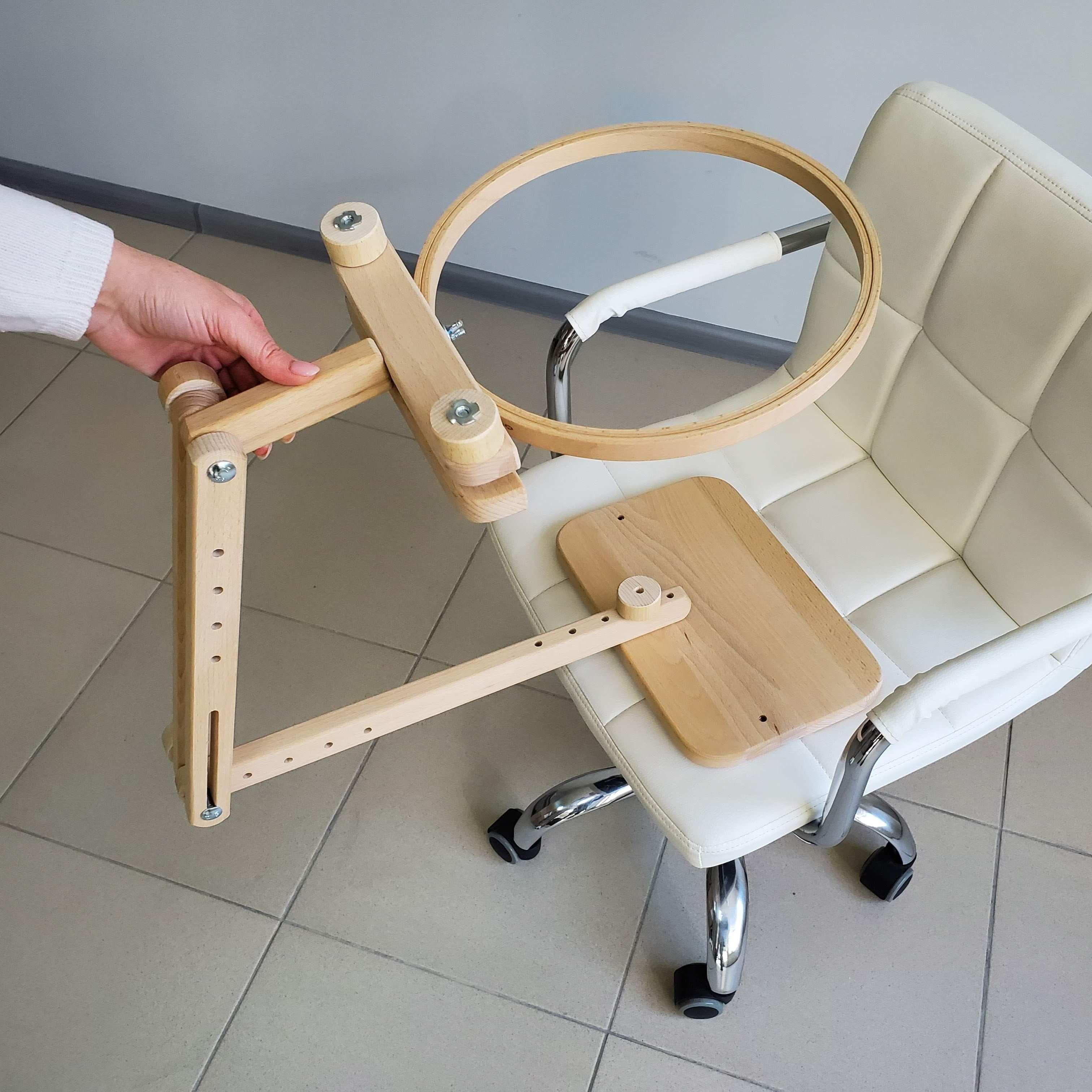 Embroidery Hoop Stand